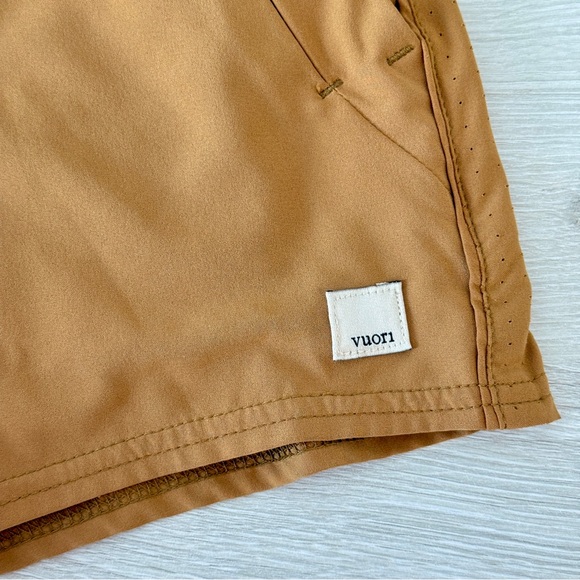 Vuori Brown Elastic Athletic Shorts Women’s Size XS - Picture 3 of 6
